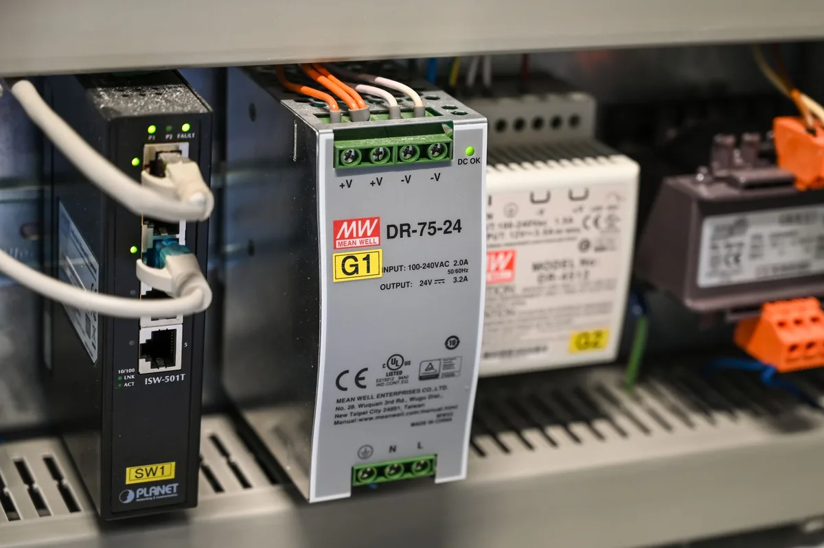 output alternator tidak stabil diagnosa alternator output voltage fluctuation